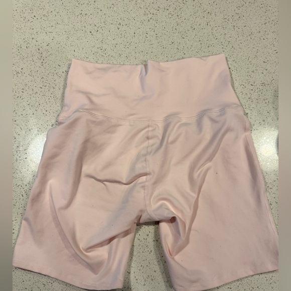 Morgan’s Stewart Women’s Medium Pink Biker/Legging Shorts NWOT - Picture 2 of 7